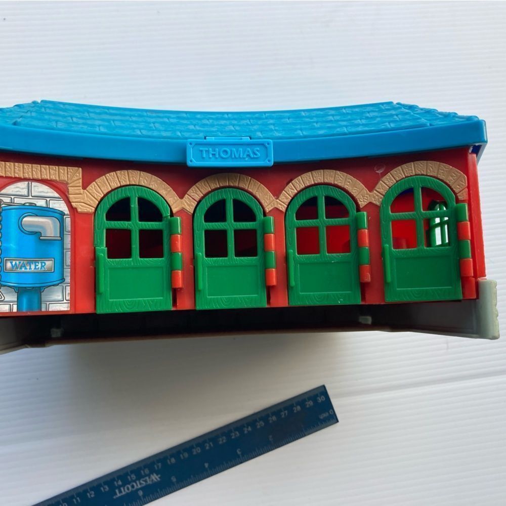 Thomas the train - Train house only